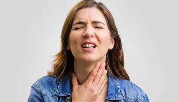 Symptoms and Causes of a Sore Throat